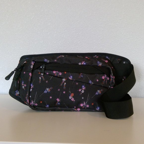 Flowered Fanny Pack/Shoulder Bag/Purse - Picture 2 of 7